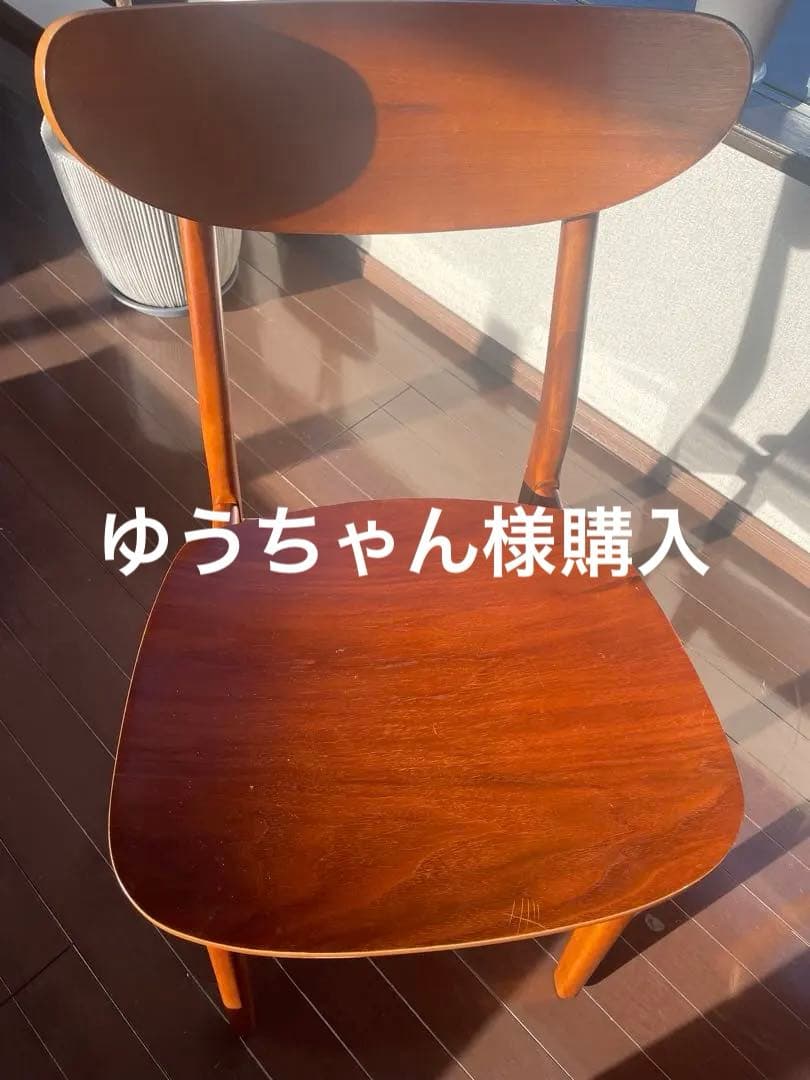 ブラウン木製シンプルチェア