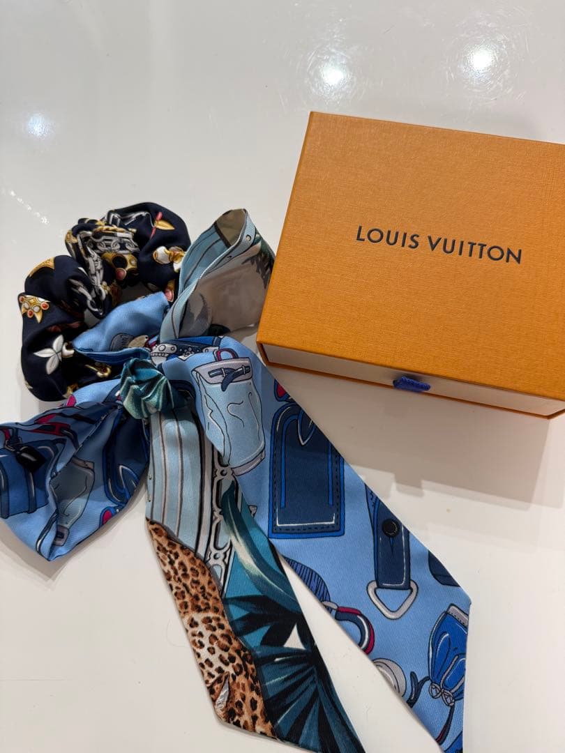 ルイヴィトン シュシュ ビーマインドフル リボン ブルー/グリーン M76644