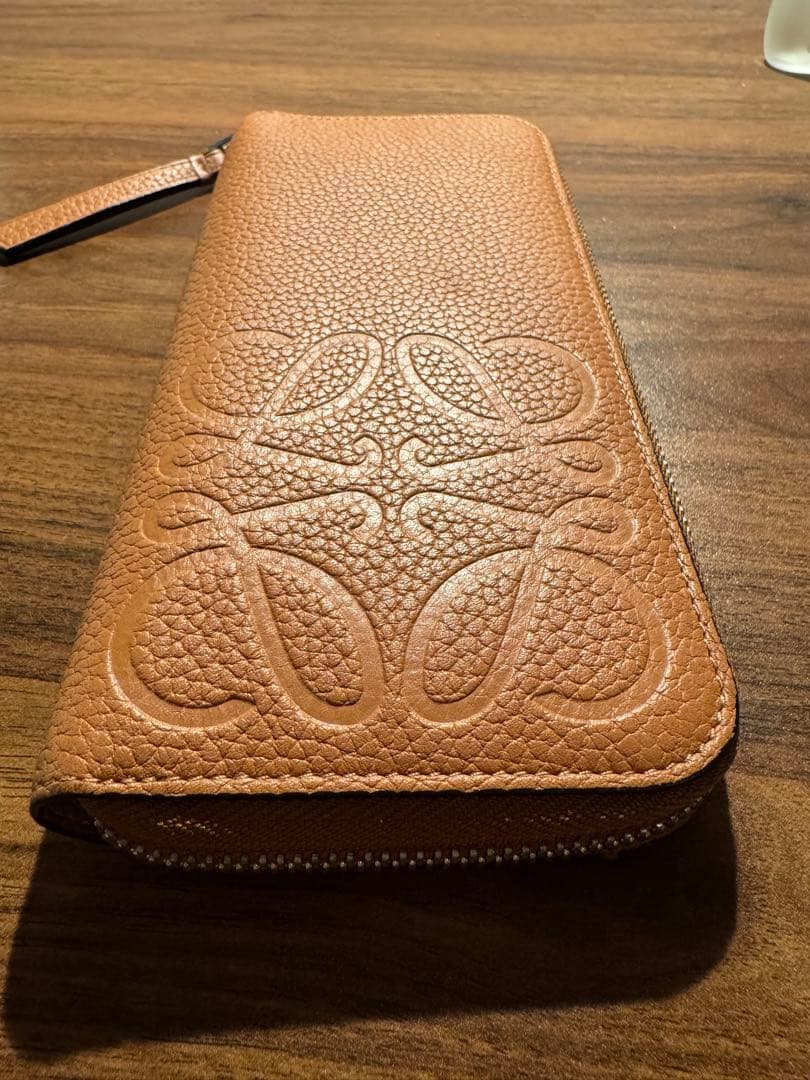 LOEWE ブランド オープン ウォレット グレインカーフ