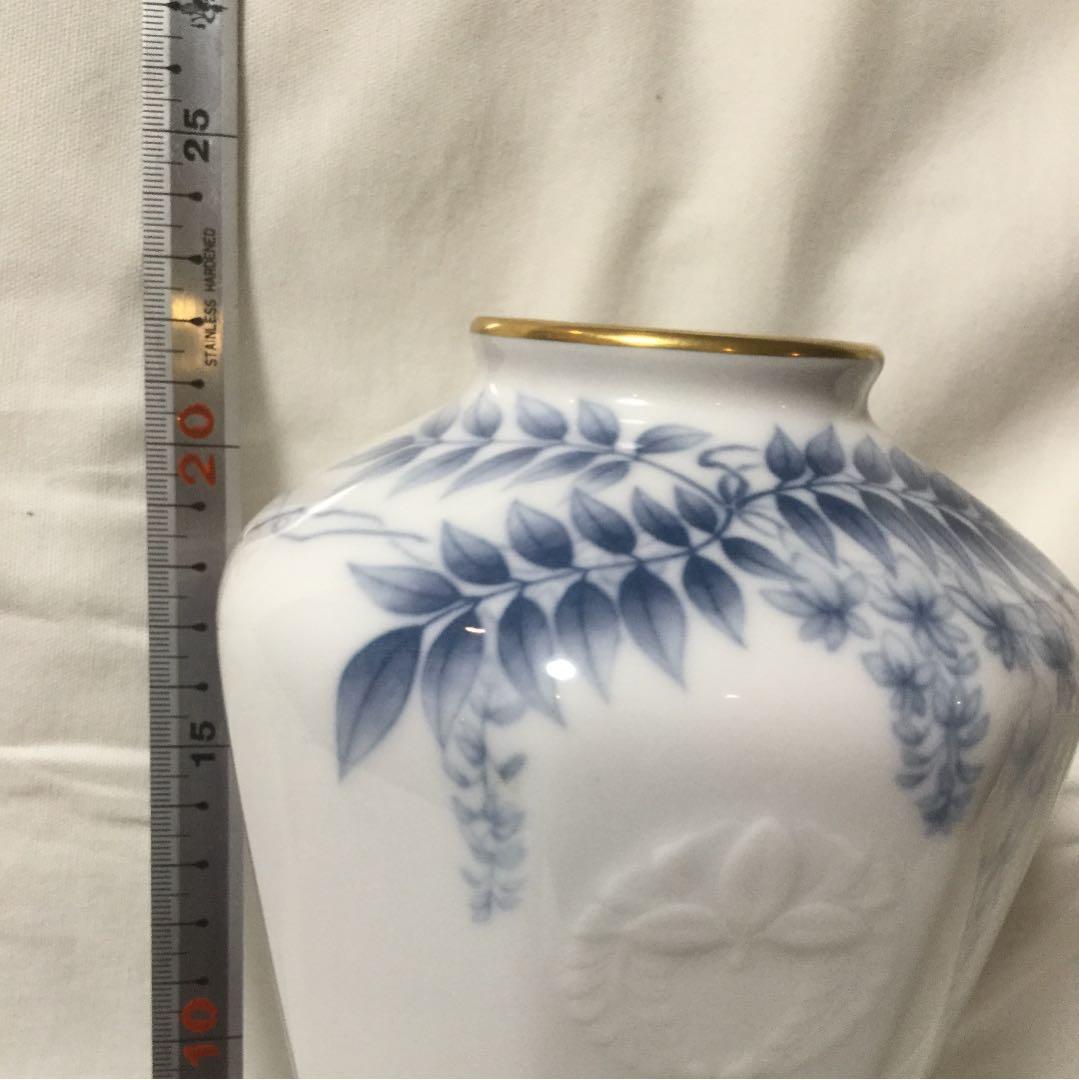 レア、ノリタケと大倉陶園の合作、藤文様花瓶