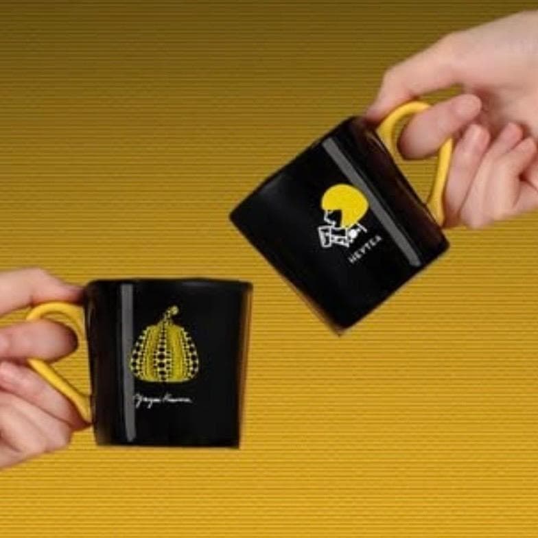 草間彌生　HEYTEA　マグカップ　キーホルダー　スリーブ　プラカップ　セット①