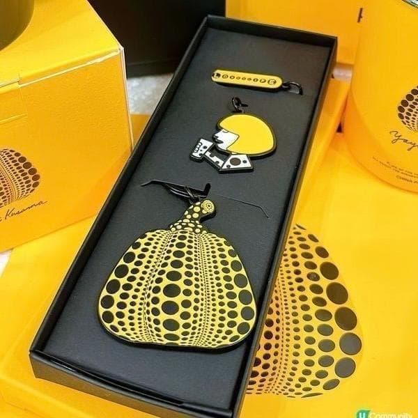 草間彌生　HEYTEA　マグカップ　キーホルダー　スリーブ　プラカップ　セット①