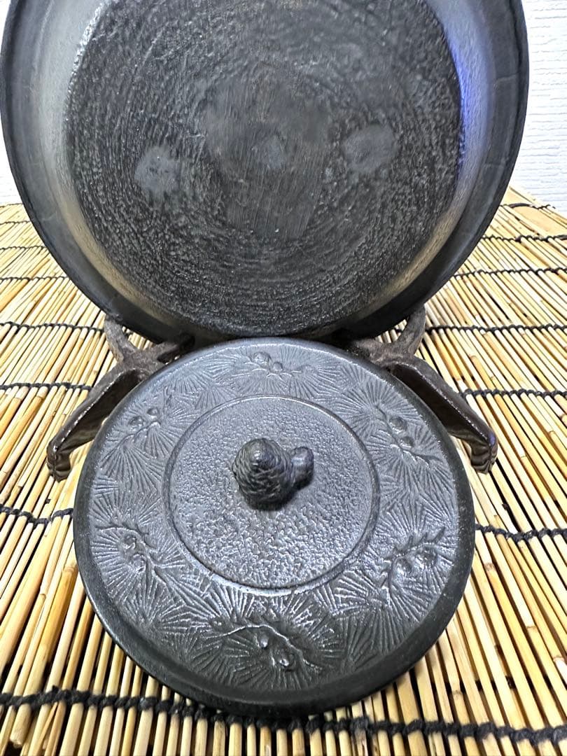 未使用品、木箱付　横倉嘉山造　１５型末紋様　 鉄瓶 南部鉄瓶 南部鉄器　鉄瓶