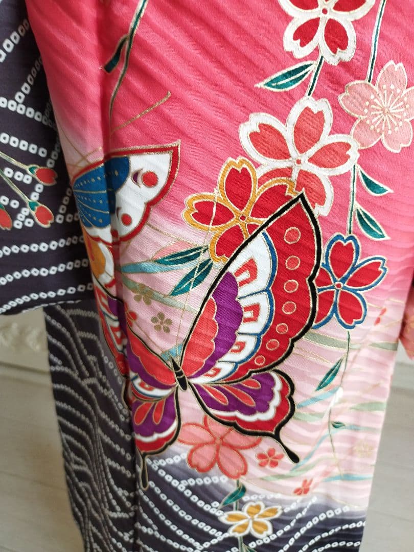 本格的☆正絹☆赤ピンクの着物に黒の袋帯