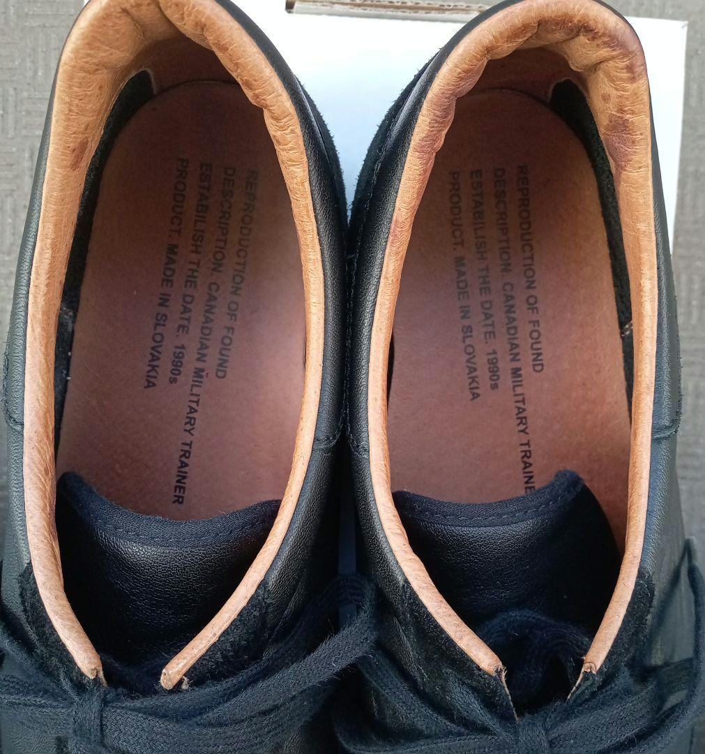 REPRODUCTION OF FOUND カナディアントレーナー