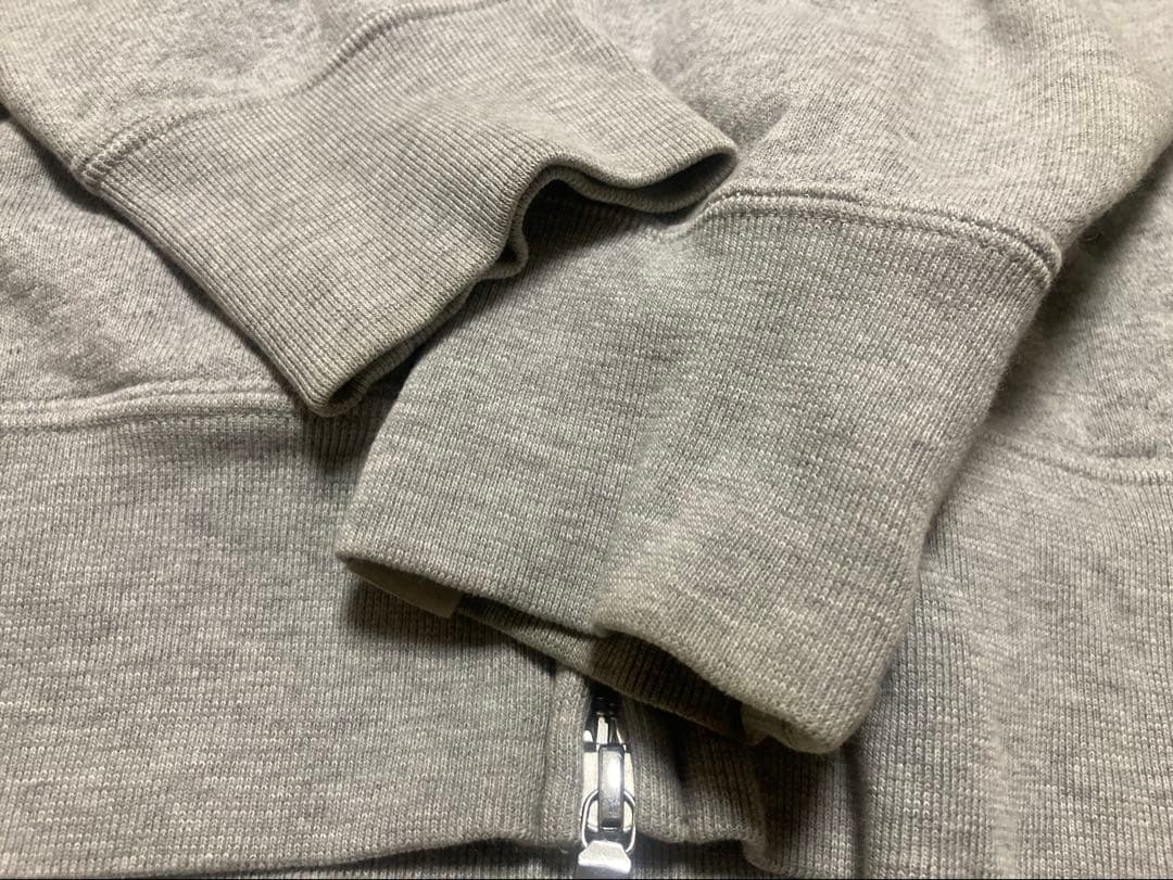 zozo シャークパーカー（L）