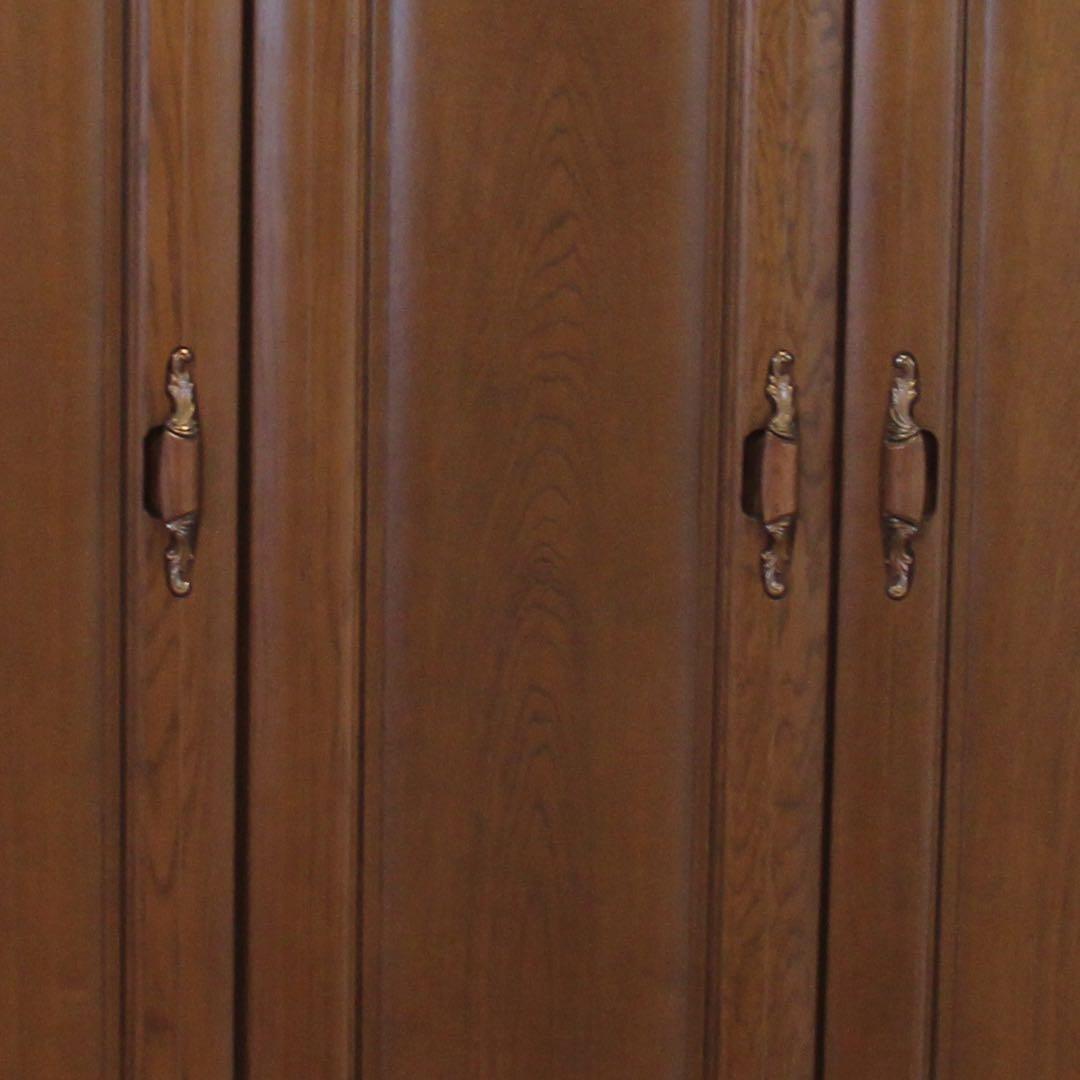 家具店展示品未使用品　、国産高級洋服タンス　ナラ材