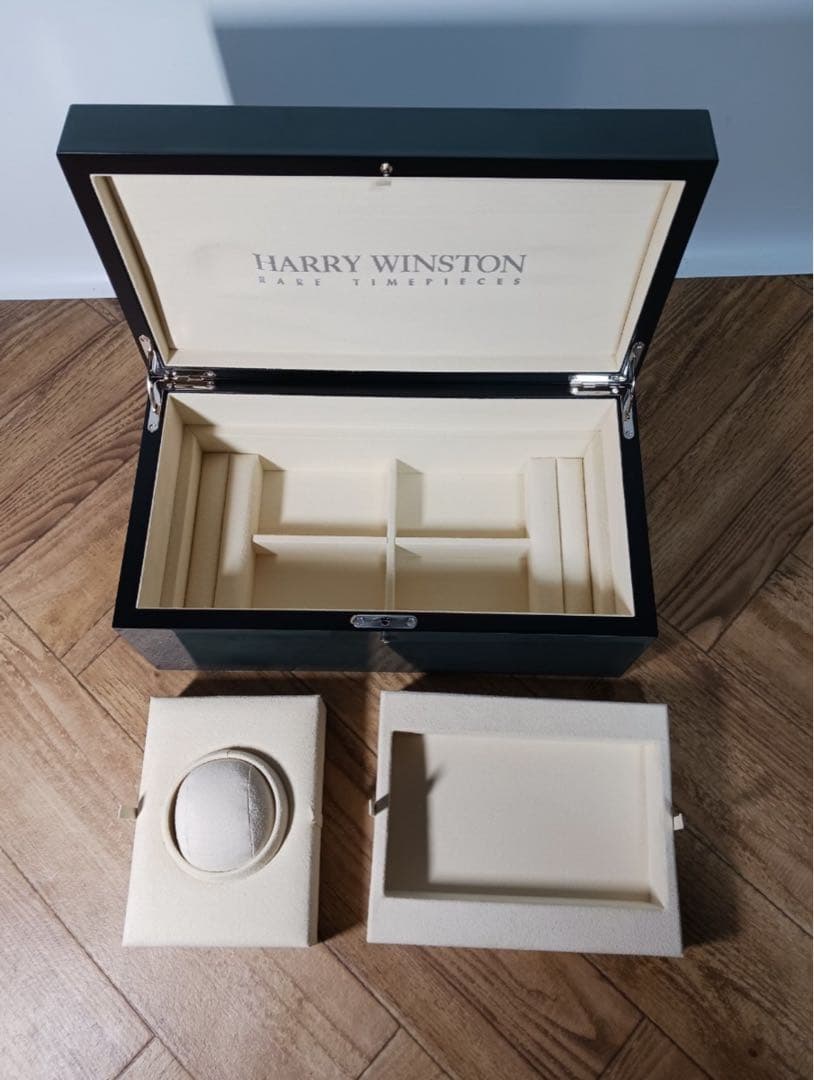 ★希少★HARRY WINSTON レアタイムピース 空箱 ジュエリーボックス