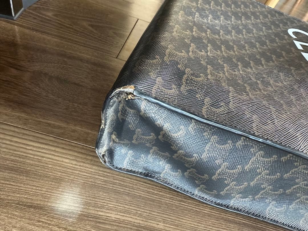 CELINE セリーヌ トートバッグ ミディアム カバ バーティカル