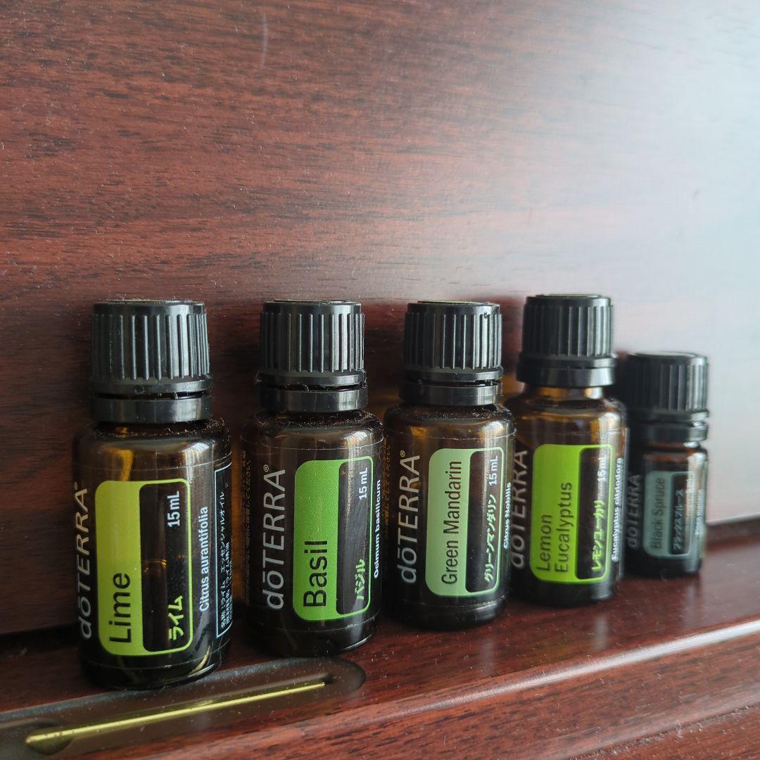 doTERRA 木箱50 エッセンシャルオイル　13本　ショッパー　　まとめ売り