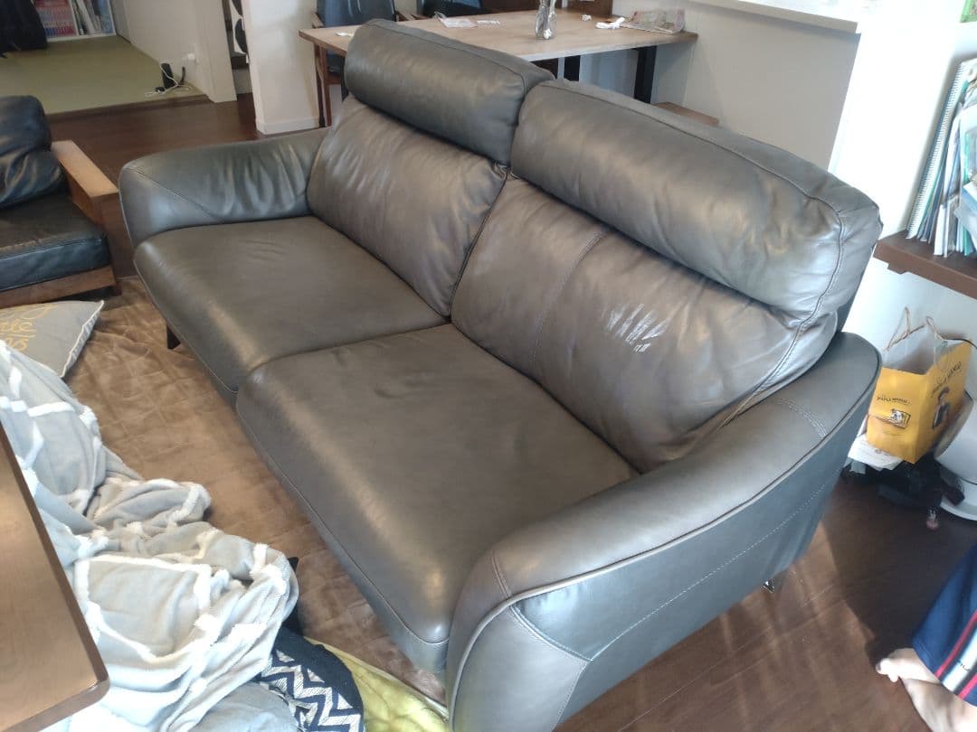 グレー レザー 2人掛けソファ