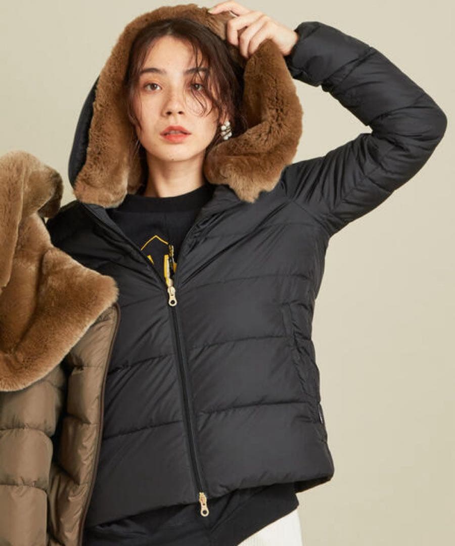 DUVETICA ROISIN ファー付きダウンジャケット