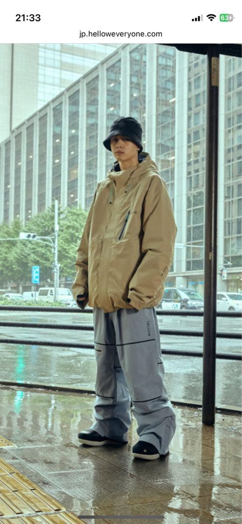 HELLOW スノーボードウェア　韓国