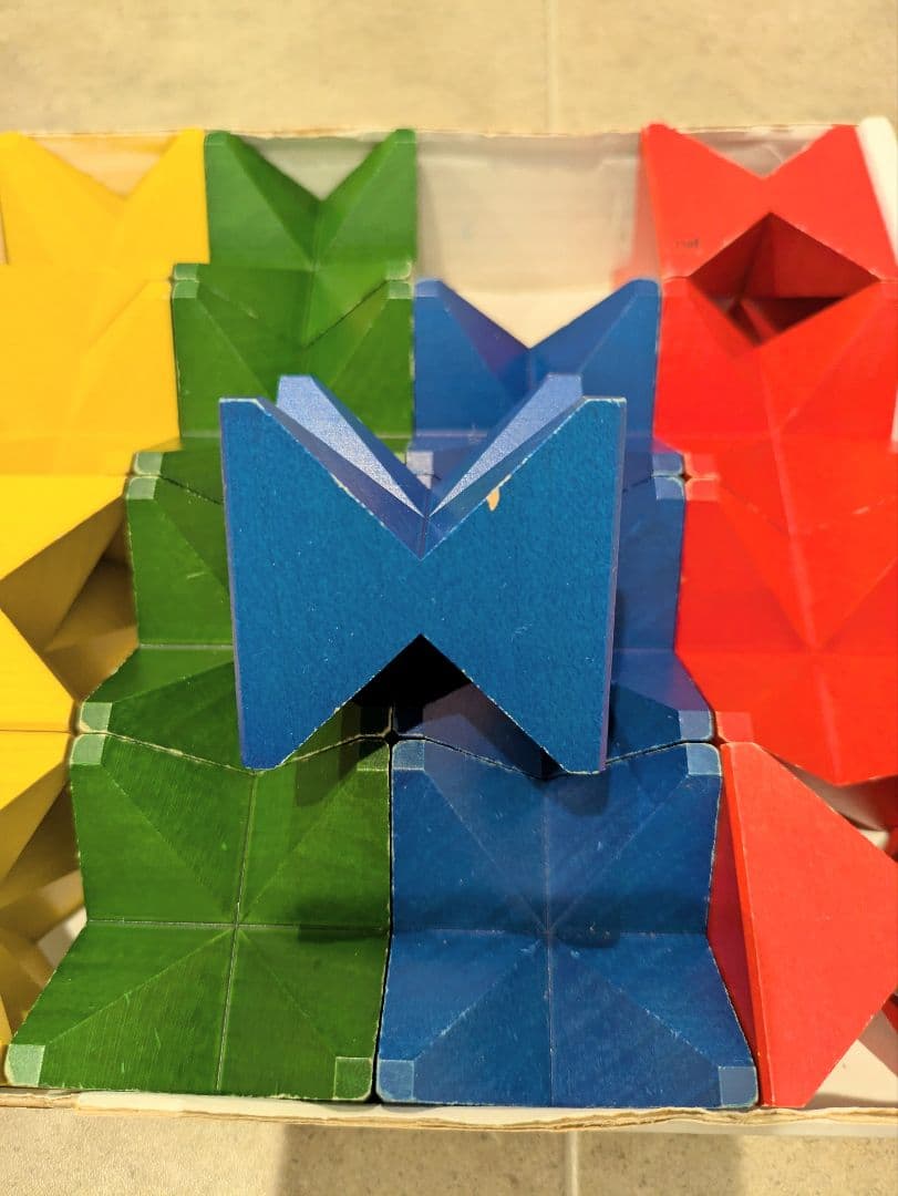 リグノ&ネフスピール　ネフ社