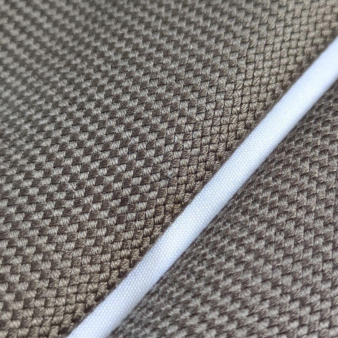 【美品】エルメス ネクタイ グレージュ 無地 ソリッド 織り込み【フランス製】