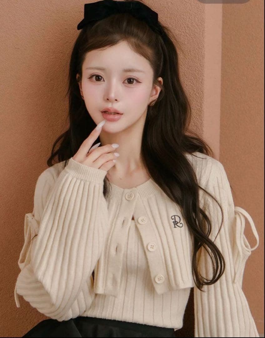 Darichショルダーオープンアンサンブルニットトップス