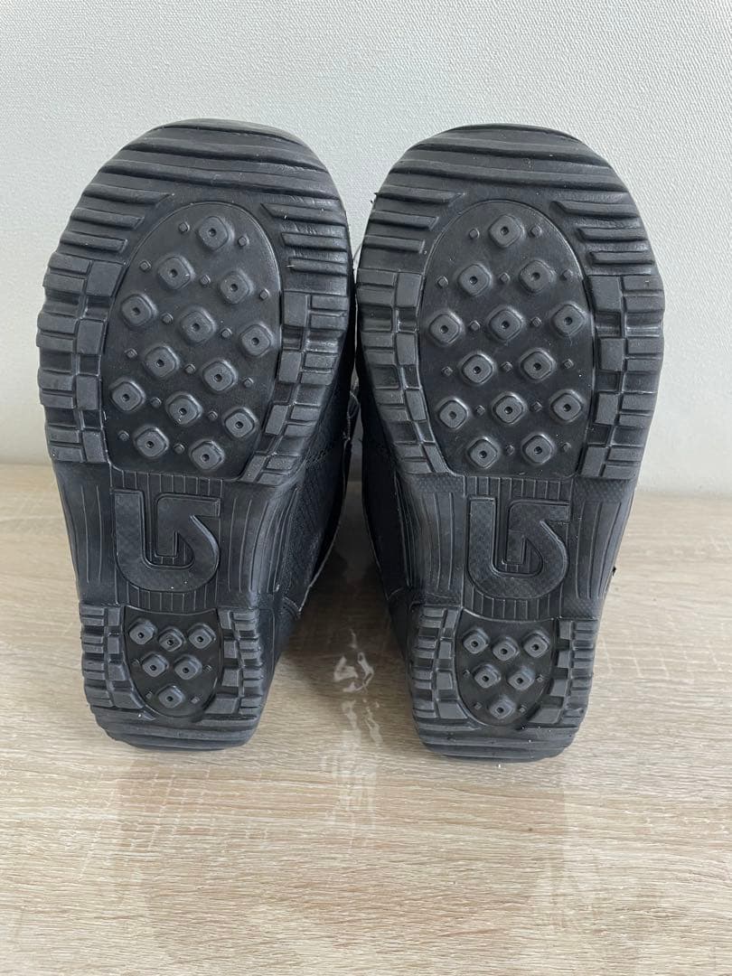 BURTONブーツ24㎝