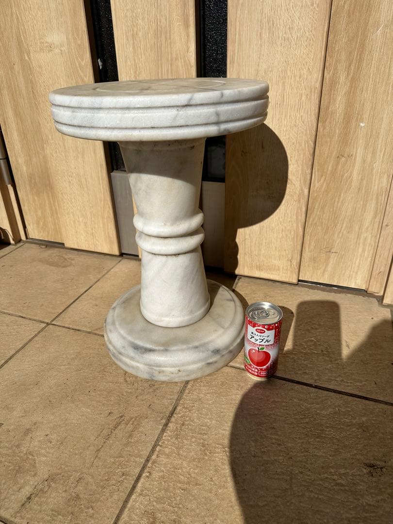 定価38000円　大理石　台座　ガーデニング　庭　椅子　ガーデン　植物　植木鉢