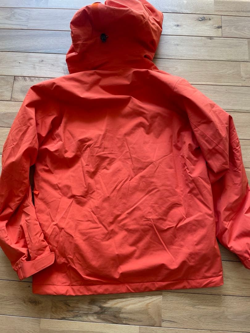 モンベルSパウダーステップパーカー　美品