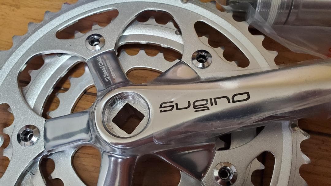 新品　スギノ　クランク　ALPINA2　165mm