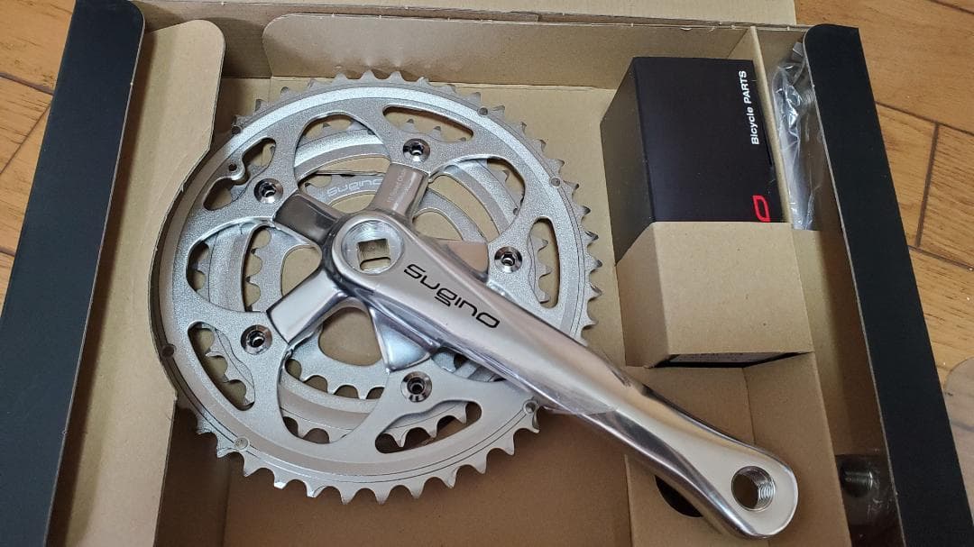 新品　スギノ　クランク　ALPINA2　165mm