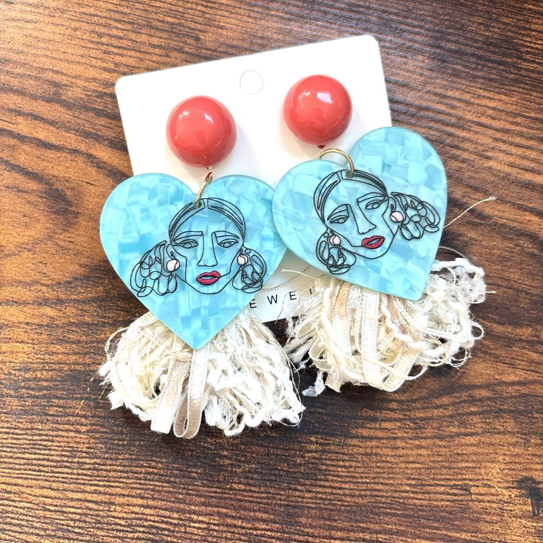 ぷっくりピンク×フェイスハート♡タッセル ポップ カラフル ピアス イヤリング