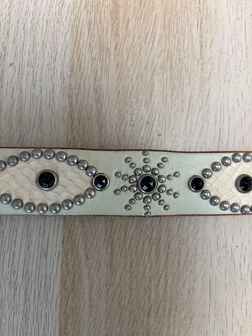 HTC レザーベルト 32インチ