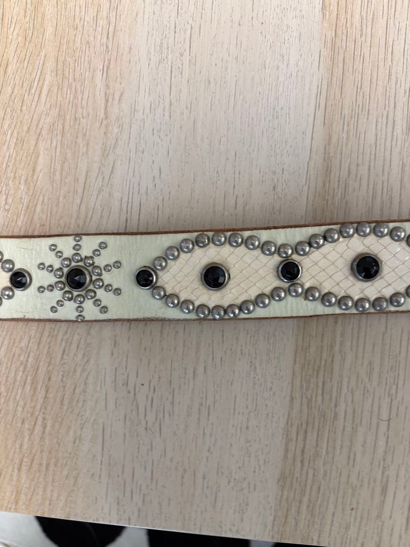 HTC レザーベルト 32インチ