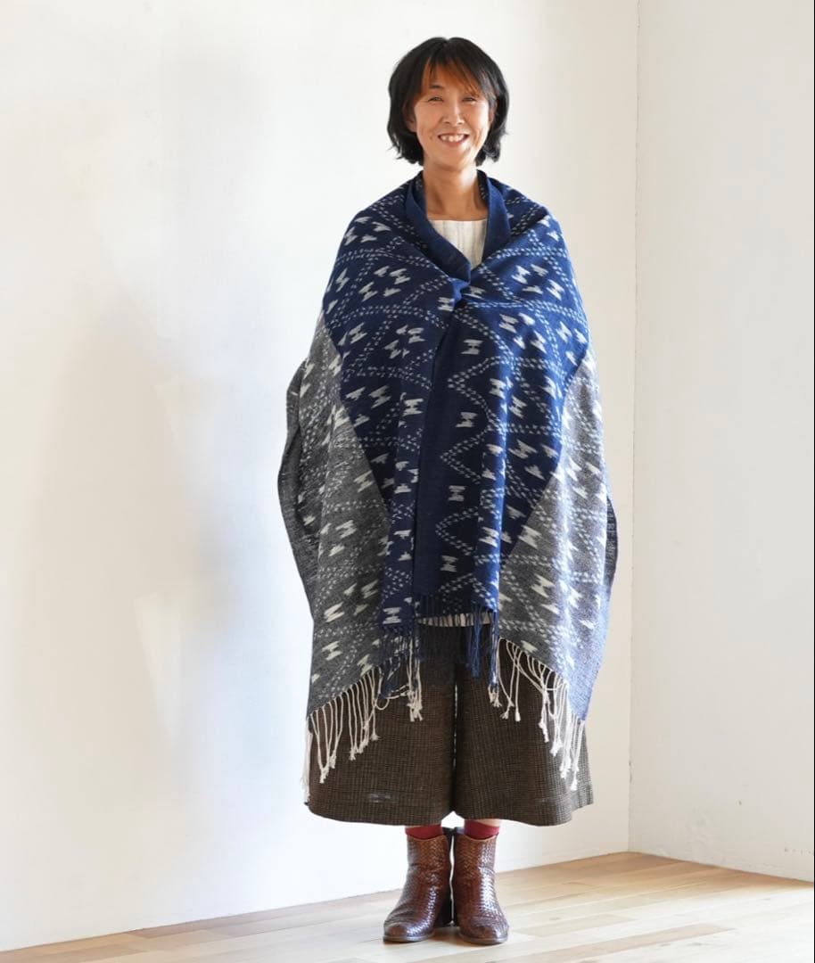 うさとの服  usaato ヘンプコットン 黒檀染め 大判ストール 新品同様