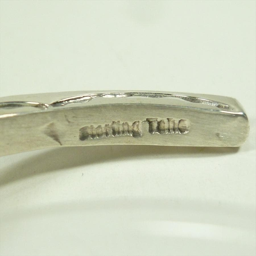 Navajo Elaine Tahe 3面スタンプ ワークバングル