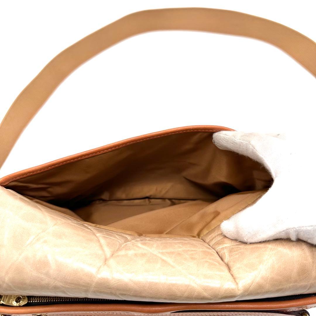 【希少】ハンティングワールド メッセンジャーバッグ バチューレザー ベージュ