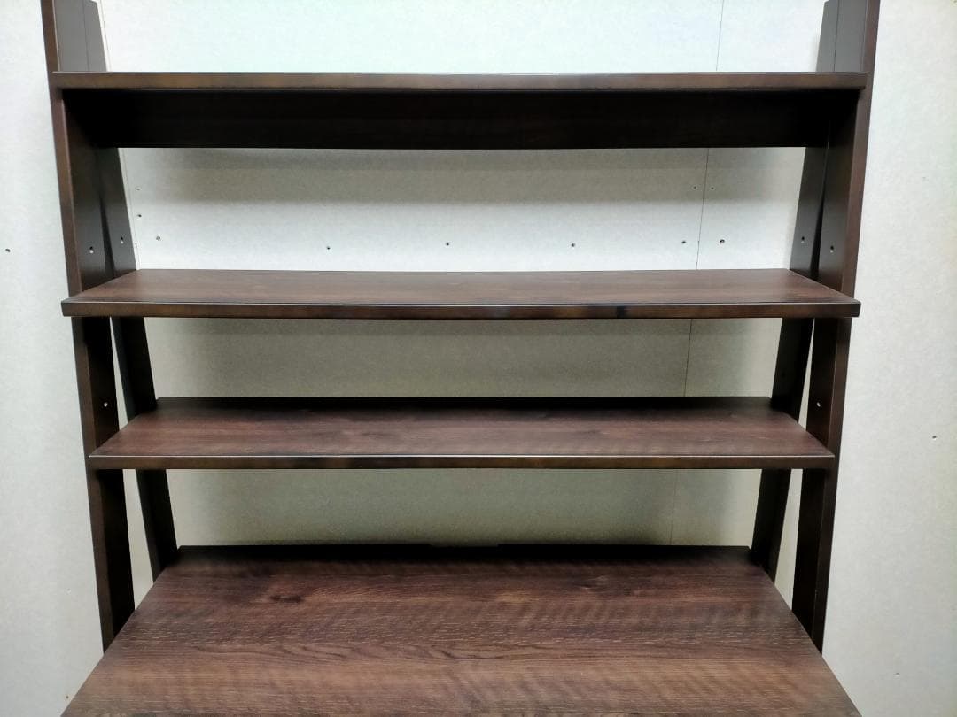 さ*い様 ニトリ　チェストトラック　ランダム 100　75009-4-100