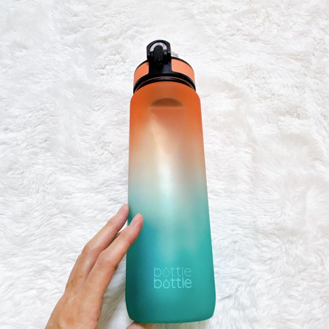 匿名配送❣️水筒　ウォーターボトル　1000ml オレンジ　ブルー　スポーツ