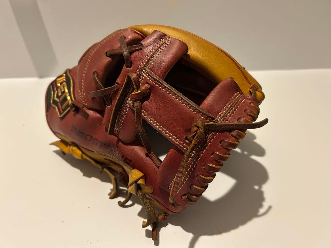 ★ZETT プロステイタス　軟式　内野手★