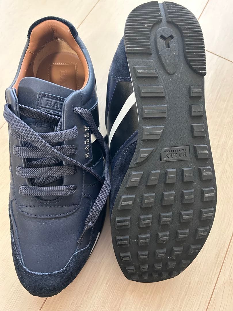BALLY ネイビー スニーカー　箱保存袋付き