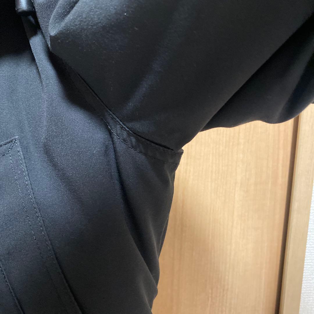 美品   黒 ダウンジャケット フード付き