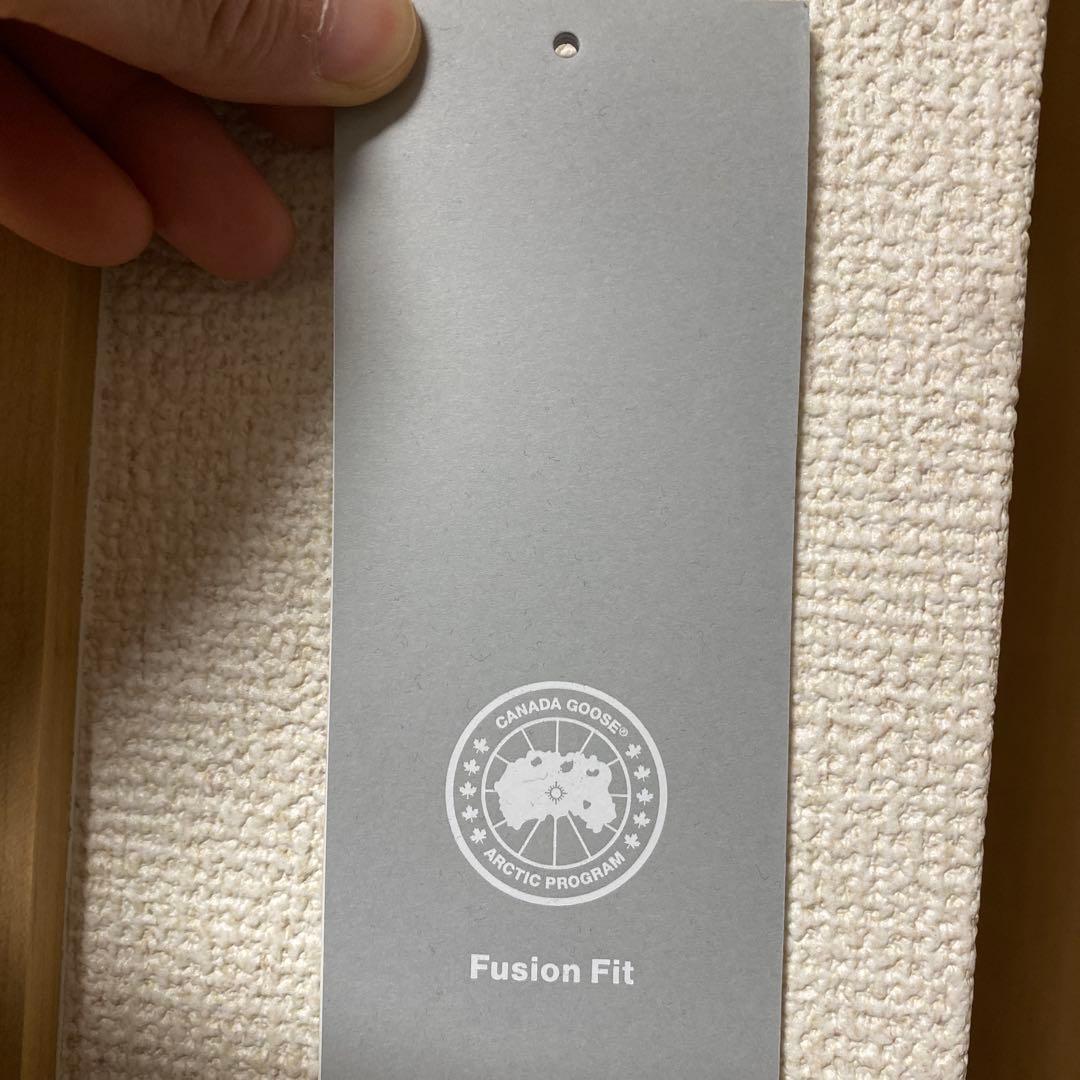 美品   黒 ダウンジャケット フード付き