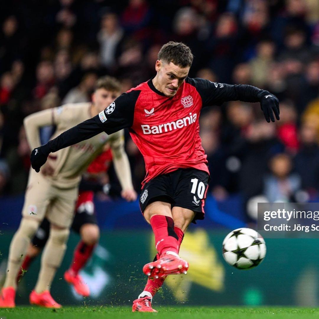 レヴァークーゼン 24-25 ユニフォーム ホーム 正規品 L ヴィルツ CL