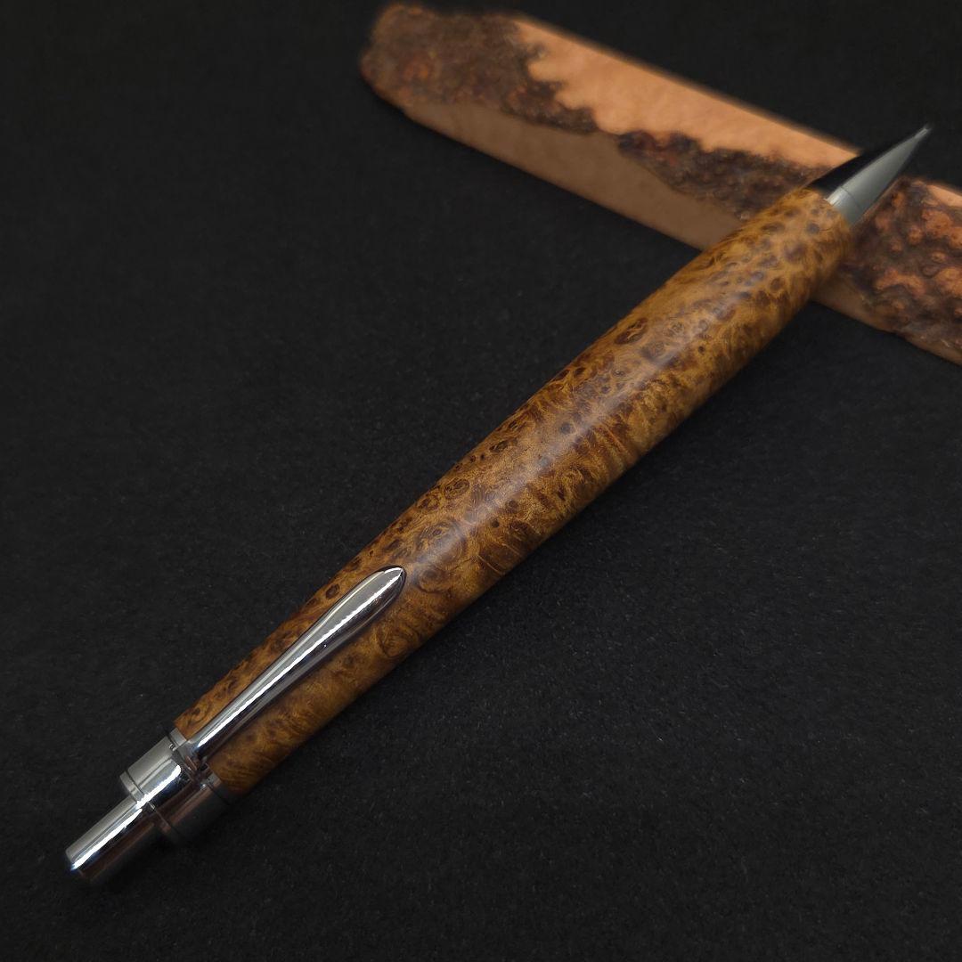 No.35ハンドメイド木軸シャーペンアンボイナバール