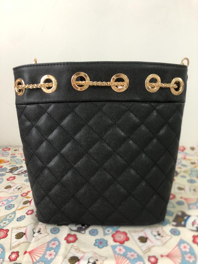 ショルダーバッグ　ノベルティ　ブラック　レザー　バッグ