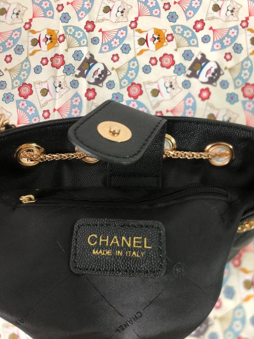 ショルダーバッグ　ノベルティ　ブラック　レザー　バッグ