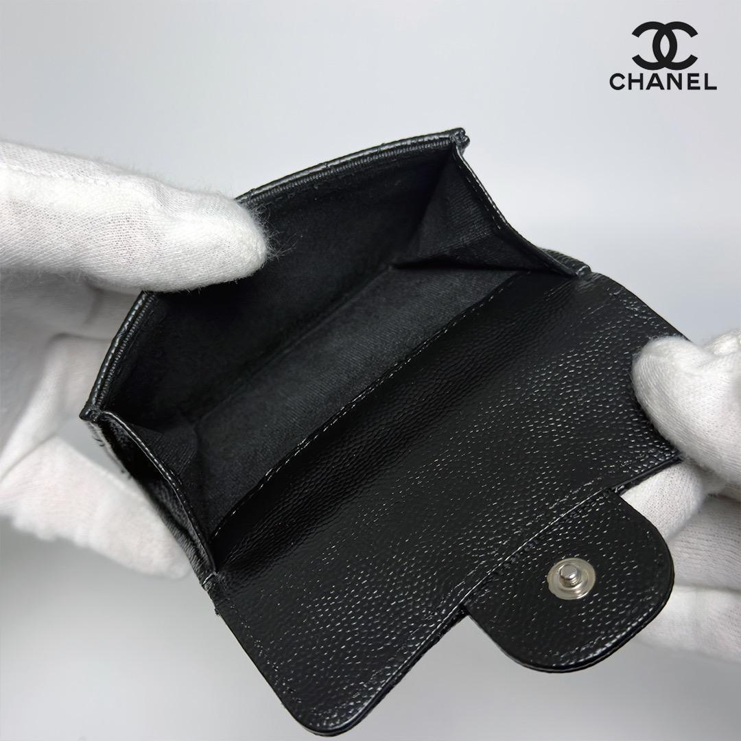 正規品 シャネル クラシック マトラッセ フラップ 三つ折り財布 シルバー金具