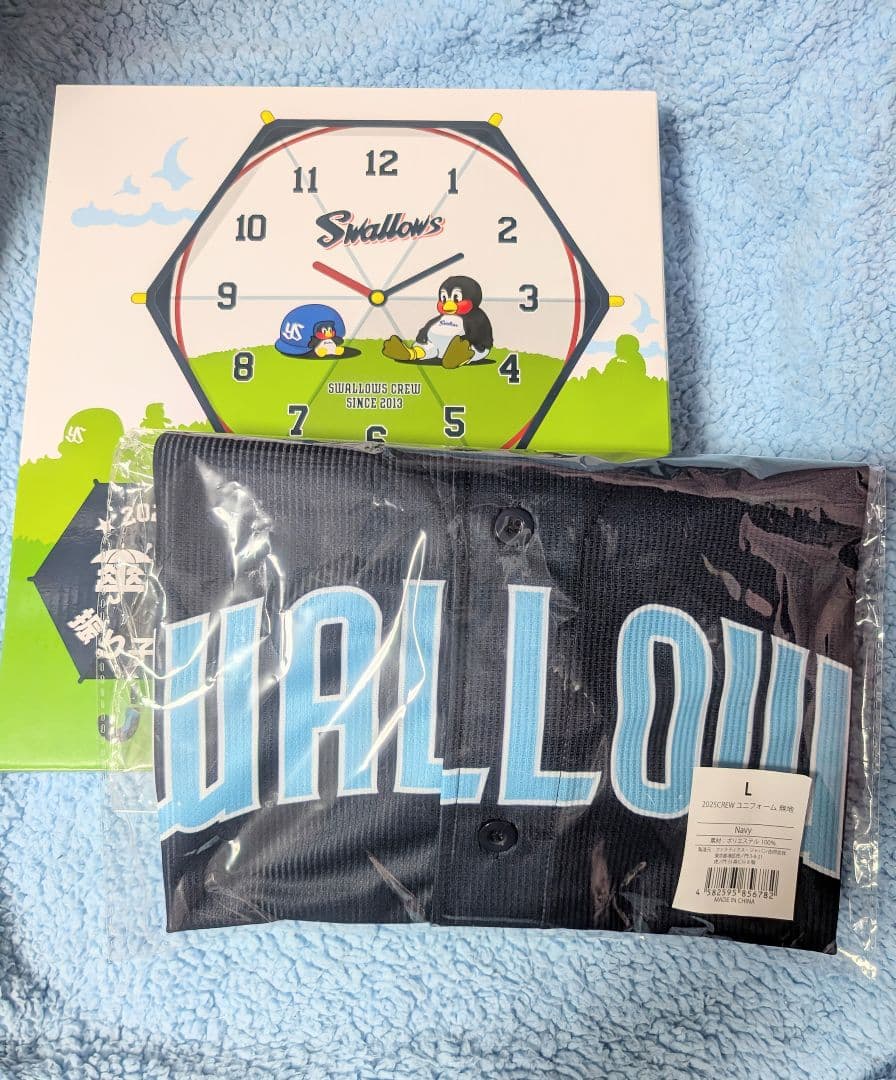 Swallows 2025 CREW 傘型振り子時計・ユニホーム