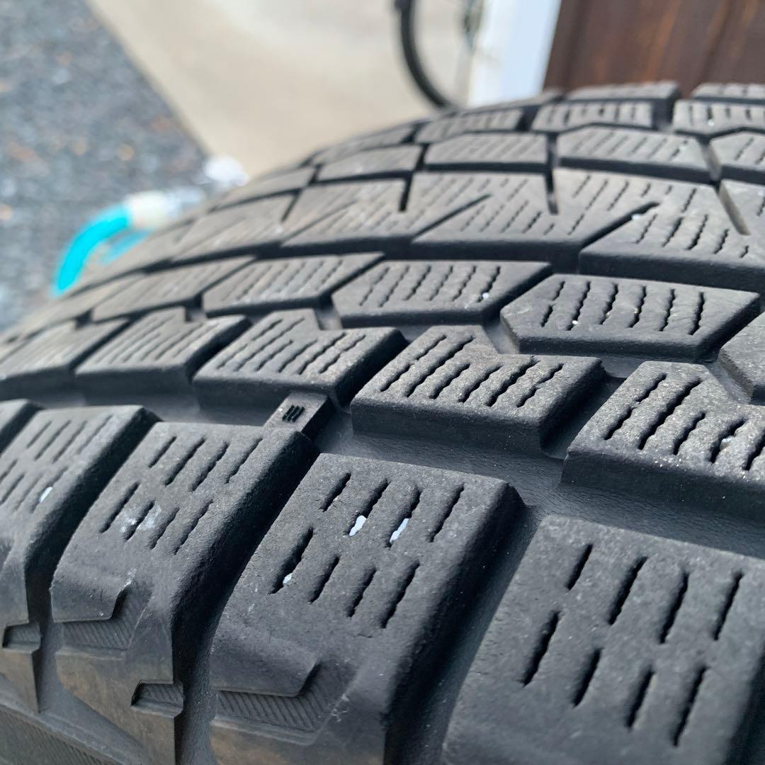 osaka様 デリカD5 スタッドレスタイヤ225/60-R18 純正ホイール