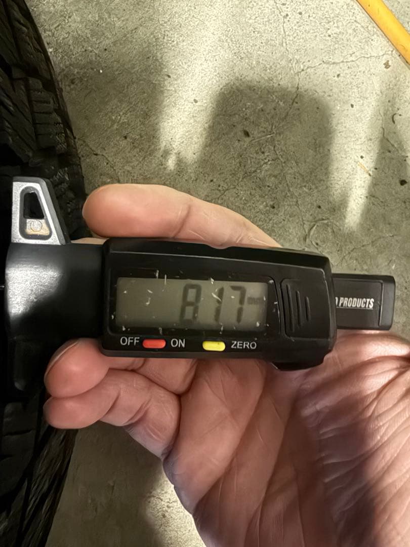 23年製造 205/65R16 グッドイヤー スタッドレスタイヤ4本セット