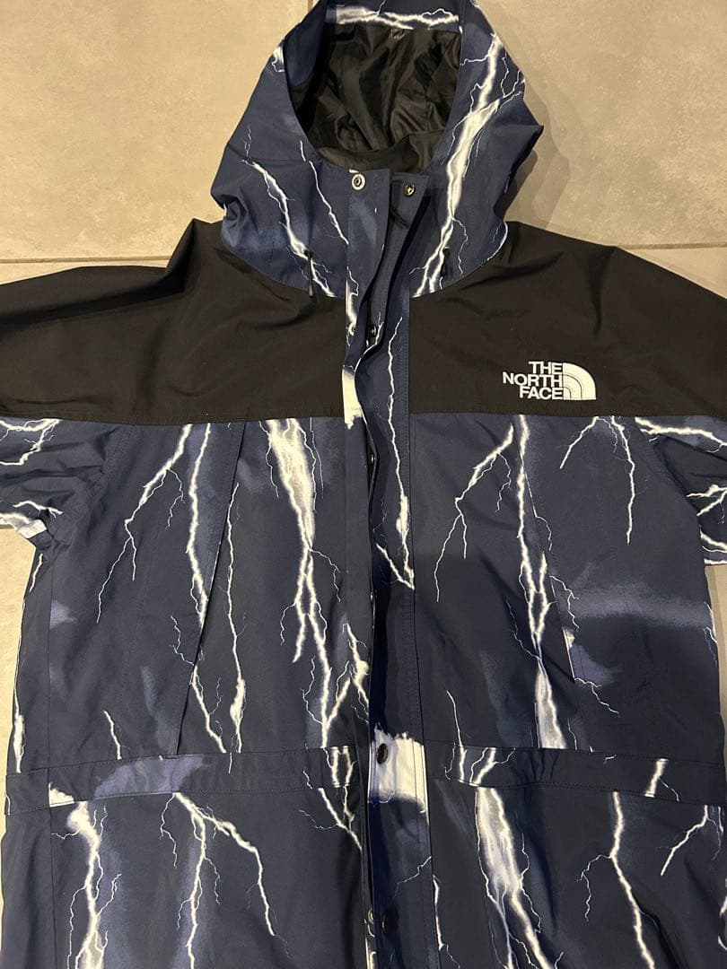 THE NORTH FACE ノースフェイスノベルティマウンテンライトジャケット