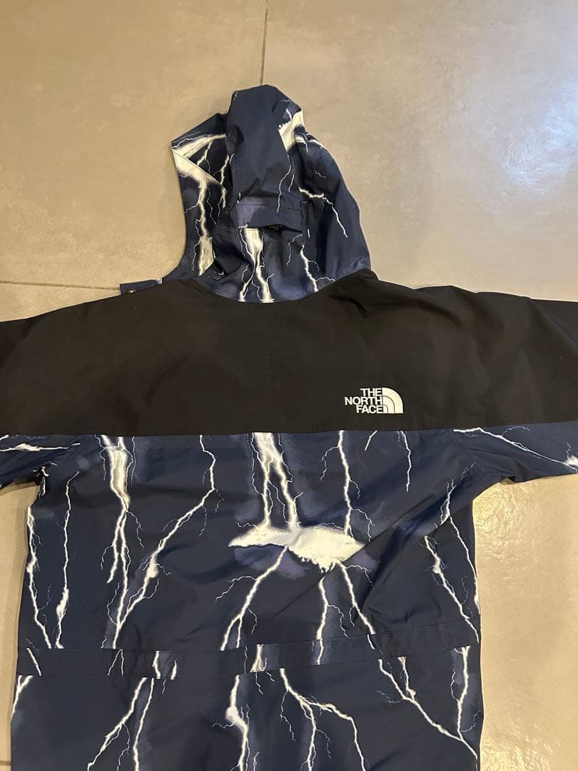 THE NORTH FACE ノースフェイスノベルティマウンテンライトジャケット