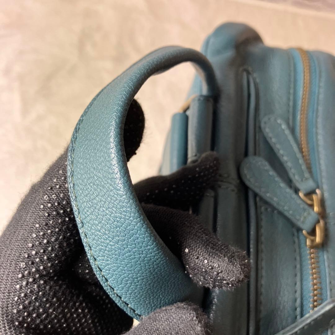 未使用級✨ダコタ ファレル シボ 山羊革 レザー A4可 ロゴ型押し リュック