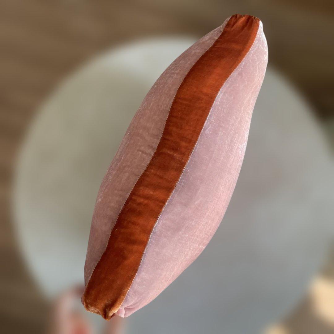 Beatrice LAVAL シルクベロアクッション45×44 エレバンピンク