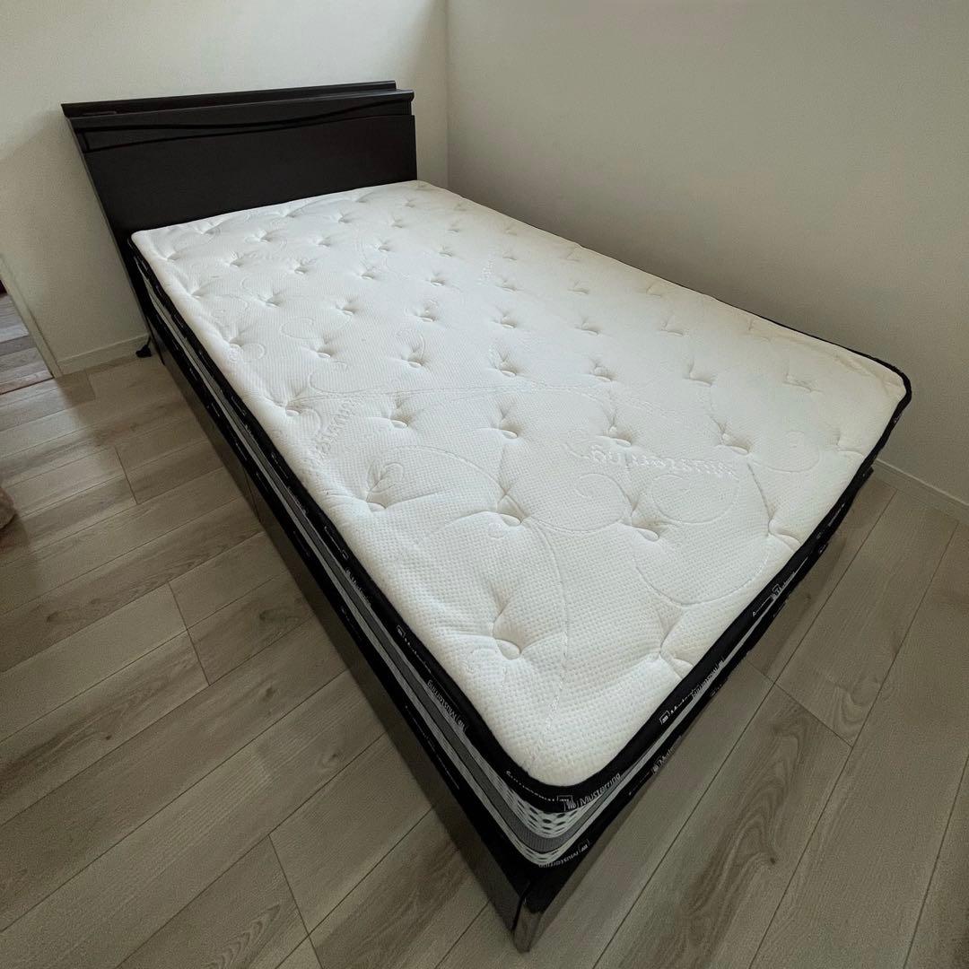 ベッドフレーム　マットレス　Musterring